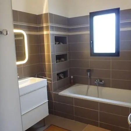 Villa 3 Bedrooms New House With Heated Swimming Pool Carpentras